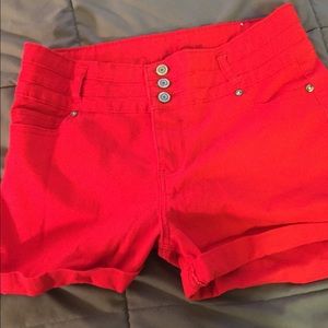 Red high waisted short